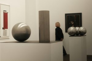 Collaboration Artiste et Marque de Luxe : L’art de transformer le marketing en patrimoine culturel